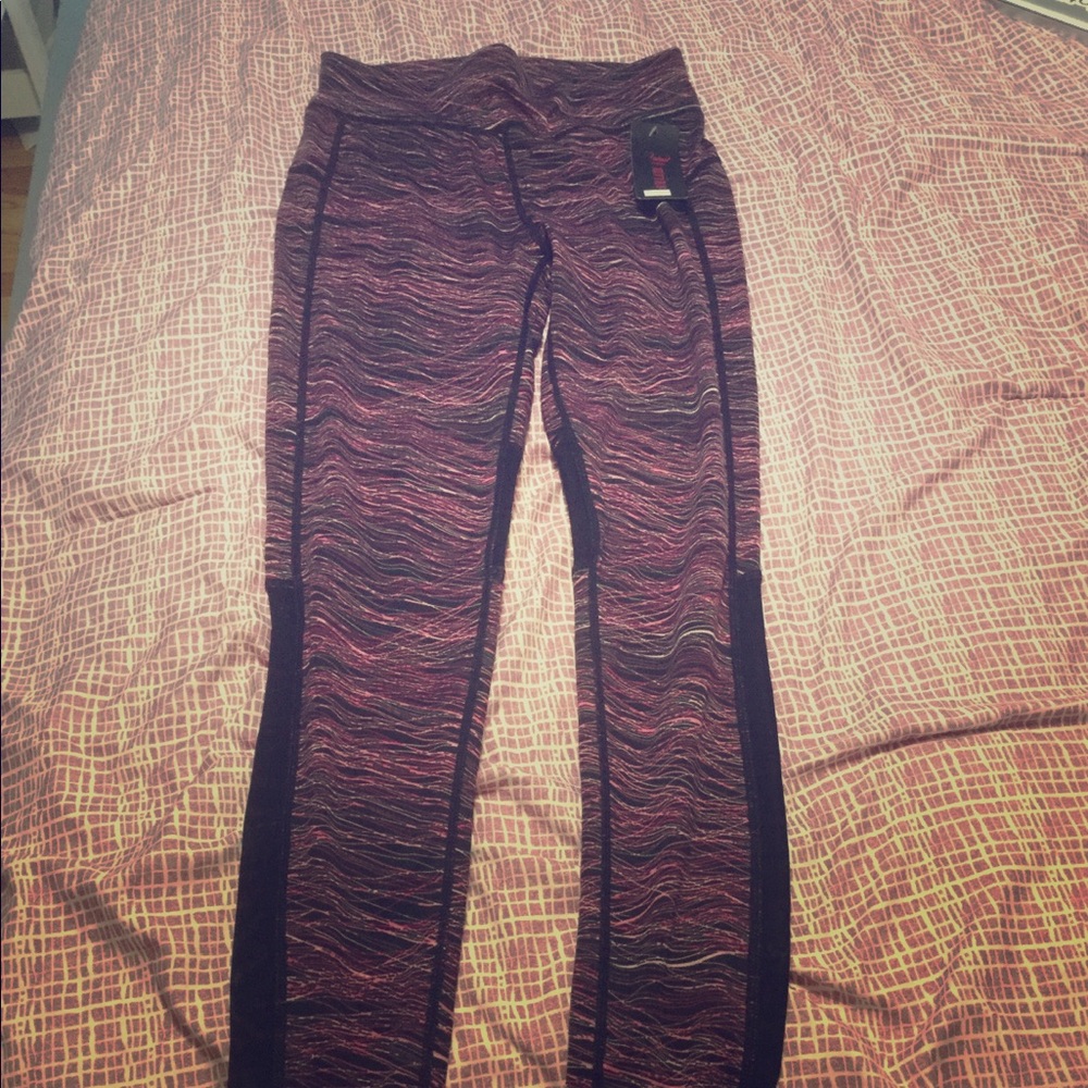 brand new never worn mesh yoga pants